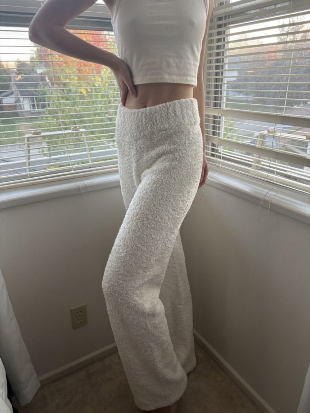 SKIMS White Sherpa Wide-Leg Lounge Pants